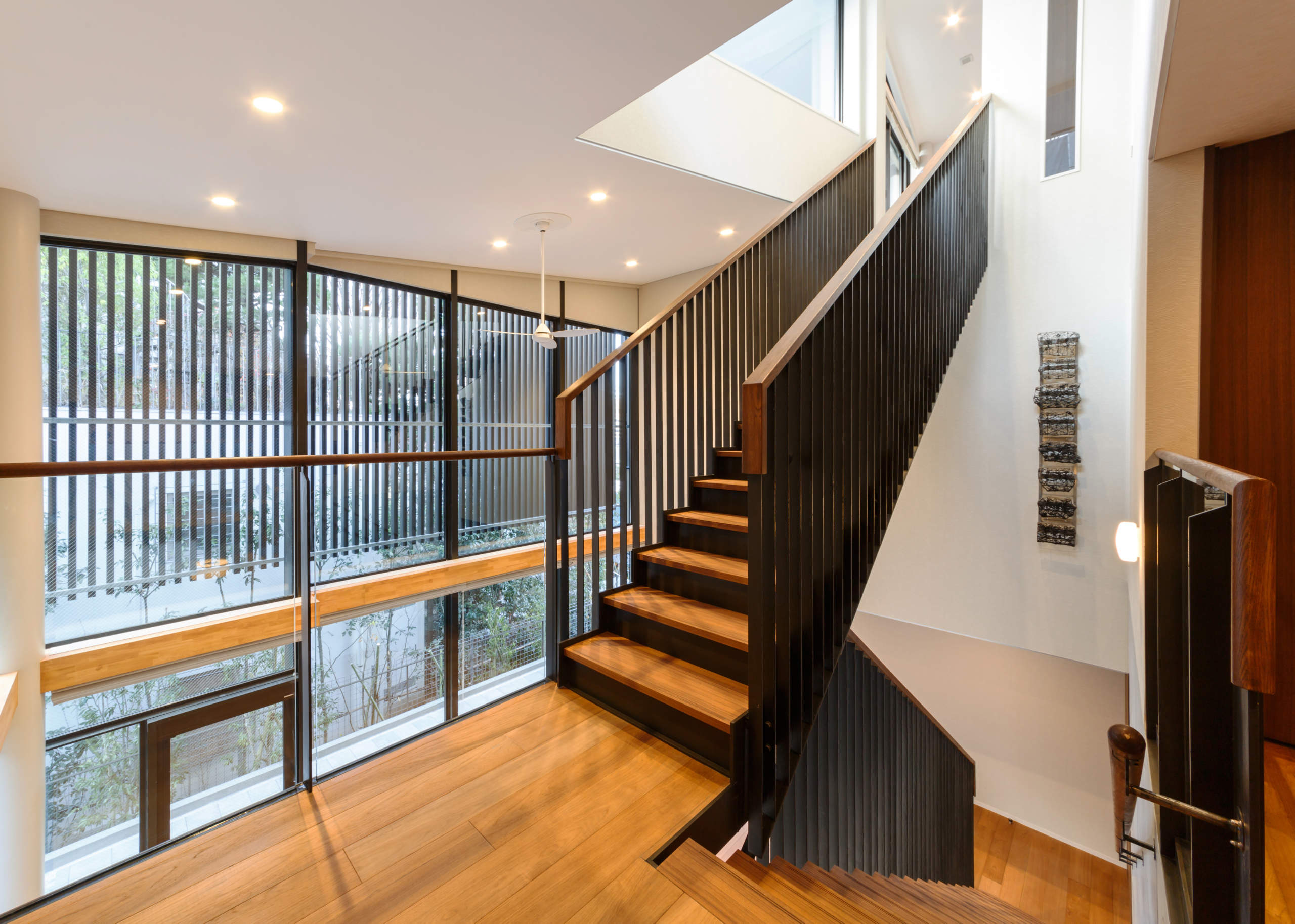 Ｓ　ＲＥＳＩＤＥＮＣＥ